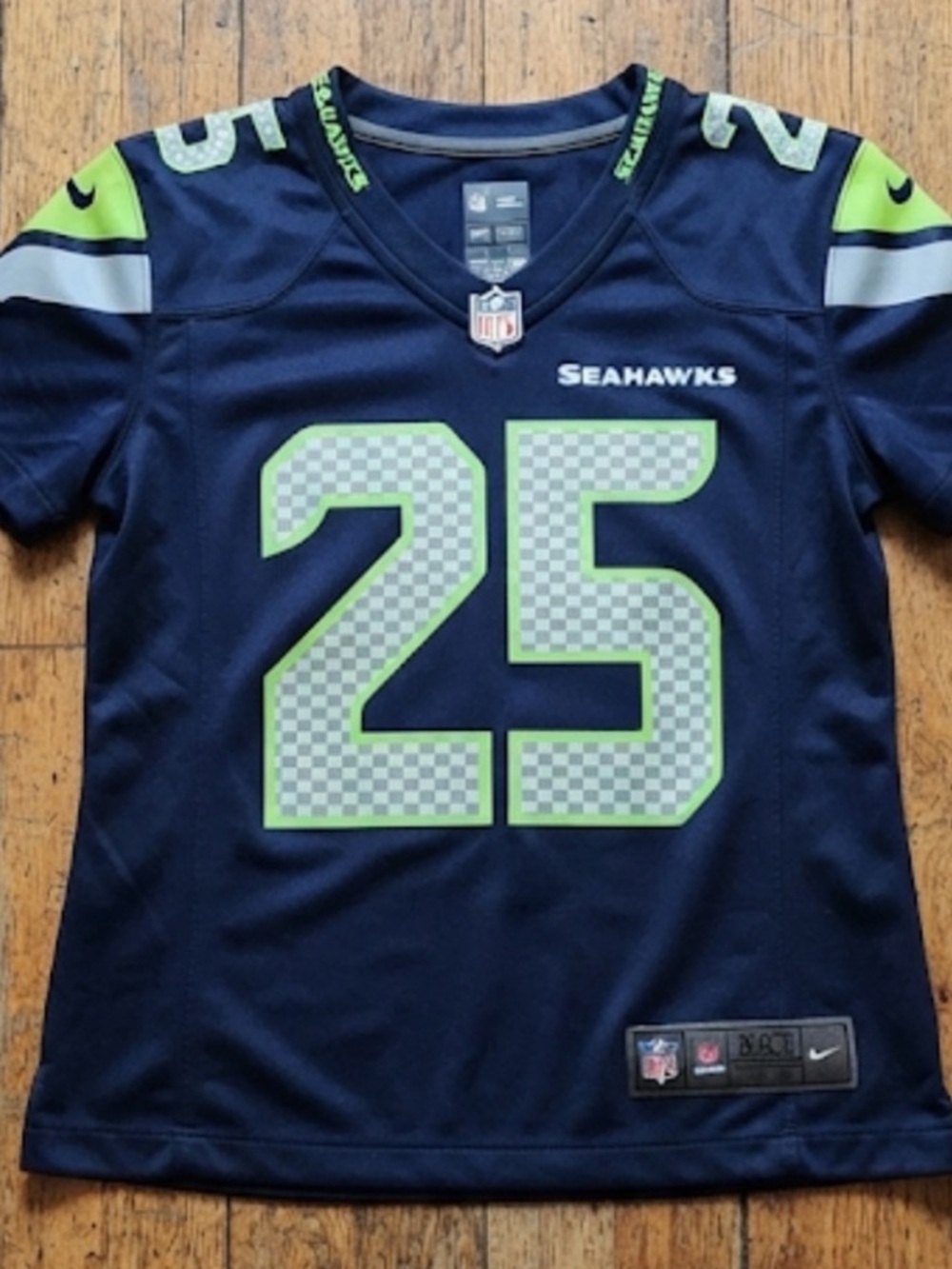 Seattle Seahawks jersey women’s size extra extra small